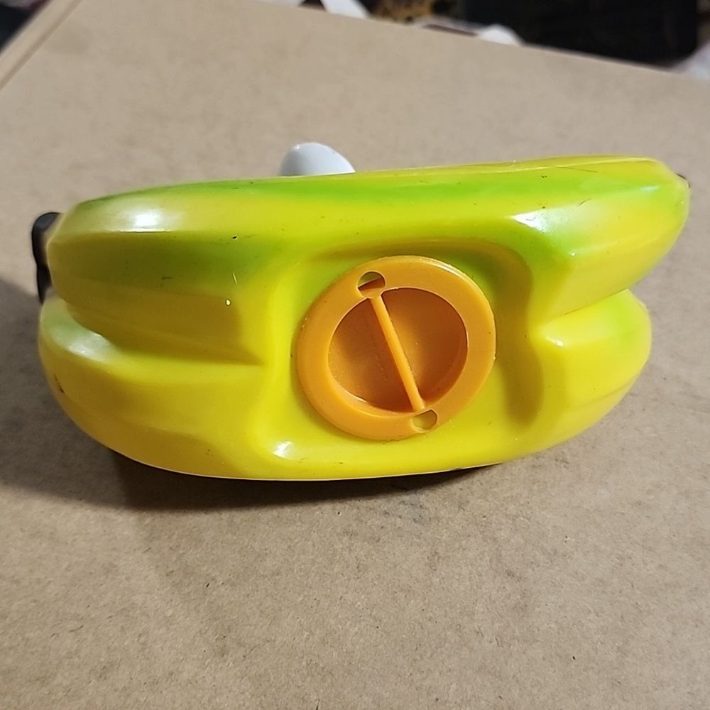 Vintage Hard Plastic Bank Big Eared Mouse Banana - Picture 5 of 5